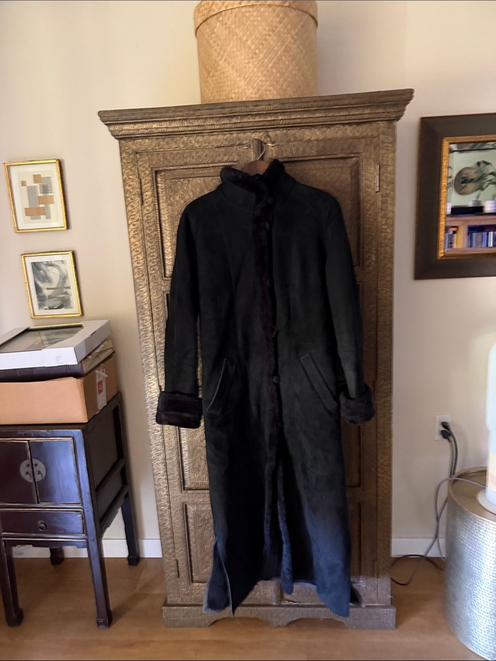 Long Black Shearling Ski Coat with Fur Trim